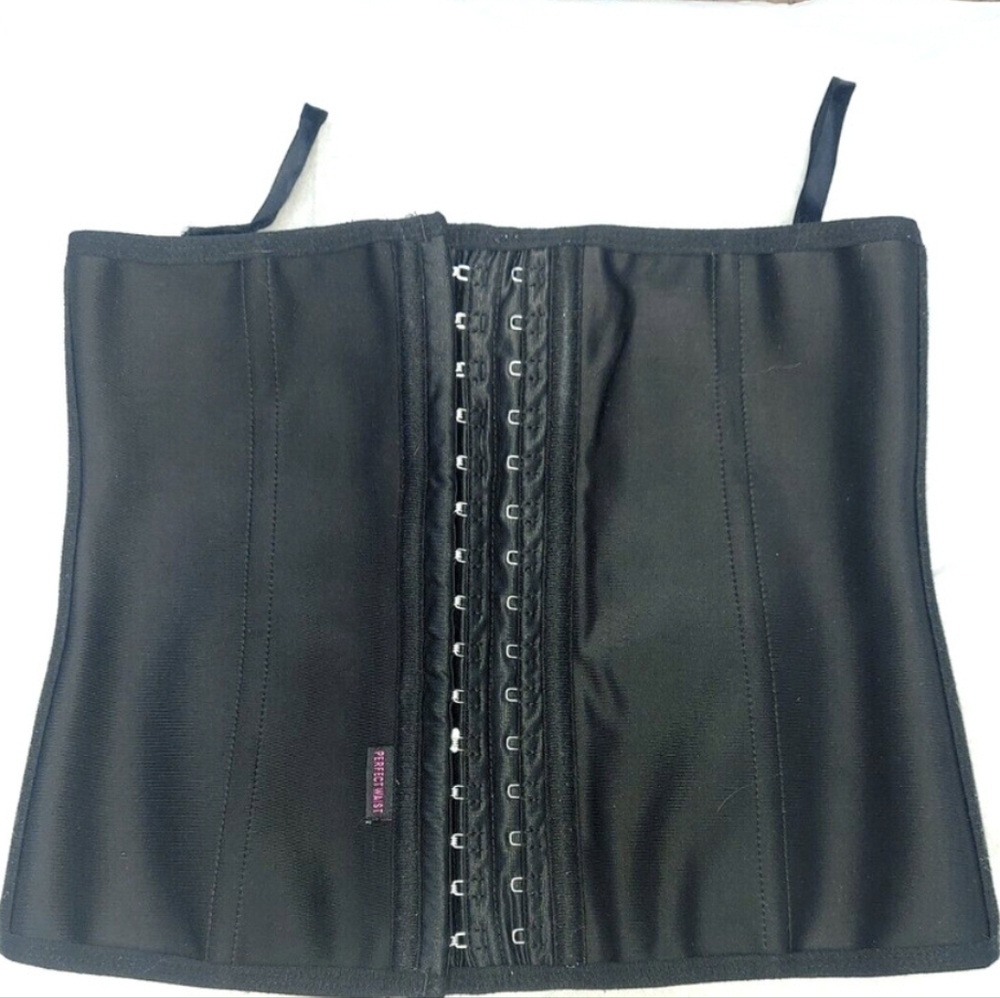 Perfect Waist Black Waist Cincher Corset Size M